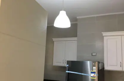 شقة - 2 غرف نوم - 2 حمامات للايجار في فيلدج جيت - المستثمرين الجنوبية - مدينة القاهرة الجديدة - القاهرة