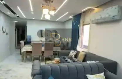 Apartment - 3 Bedrooms - 2 Bathrooms for sale in Eighth Sector - Zahraa El Maadi - Hay El Maadi - Cairo