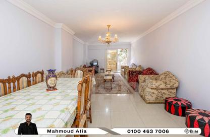 Apartment - 3 Bedrooms - 2 Bathrooms for sale in Omar Lotfy St. - Sporting - Hay Sharq - Alexandria
