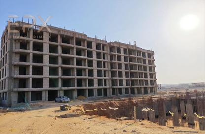 Apartment - 3 Bedrooms - 2 Bathrooms for sale in Village West - Sheikh Zayed Compounds - Sheikh Zayed City - Giza