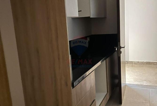 8667758 - Property Image 3