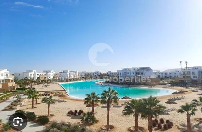 Chalet - 2 Bedrooms - 2 Bathrooms for sale in Swan Lake Gouna - El Gouna - Hurghada - Red Sea