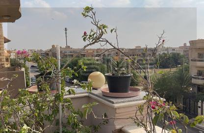 Apartment - 2 Bedrooms - 2 Bathrooms for sale in Doctor Mohamed Youssef St. - El Banafseg 7 - El Banafseg - New Cairo City - Cairo