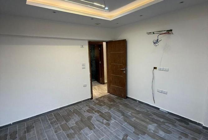 104884725 - صورة العقار 3