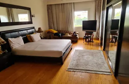 Villa - 4 Bedrooms - 4 Bathrooms for sale in Mena Residence - South Investors Area - New Cairo City - Cairo