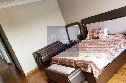 Apartment - 4 Bedrooms - 2 Bathrooms for sale in Ismailia Square - El Ismailia Square - Heliopolis - Masr El Gedida - Cairo Apartment - 4 Bedrooms - 2 Bathrooms for sale in Ismailia Square - El Ismailia Square - Heliopolis - Masr El Gedida - Cairo