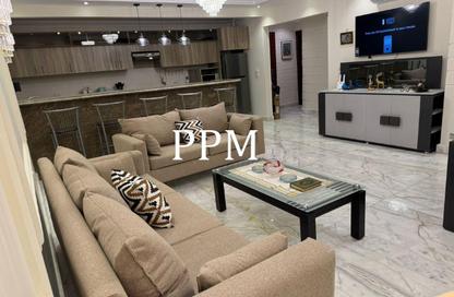 Apartment - 3 Bedrooms - 3 Bathrooms for rent in Garden Residence - Hyde Park - New Cairo City - Cairo
