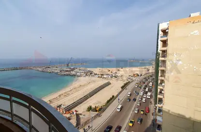 شقة - 3 غرف نوم - 2 حمامات للبيع في السرايا - سيدي بشر - حي اول المنتزة - الاسكندرية