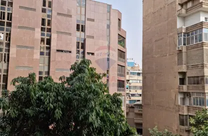 Apartment - 2 Bedrooms - 2 Bathrooms for sale in Ismail Mohamed St. - Zamalek - Cairo