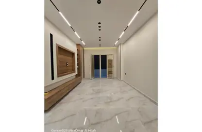 Apartment - 2 Bedrooms - 2 Bathrooms for sale in Gate 4 - Mena - Hadayek El Ahram - Giza