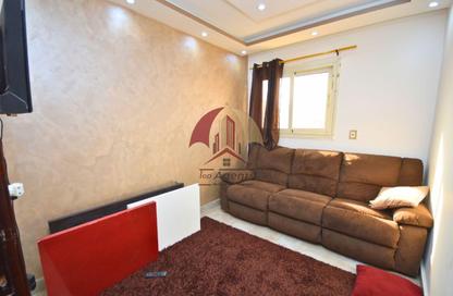 شقة - 3 غرف نوم - 1 حمام للبيع في محرم بك - حي وسط - الاسكندرية