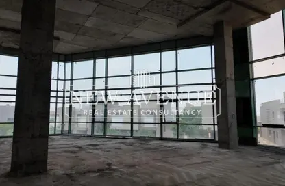 مساحات مكتبية - 3 غرف نوم - 2 حمامات للايجار في ايست ماين القاهرة الجديدة - كمبوندات التجمع الخامس - التجمع الخامس - مدينة القاهرة الجديدة - القاهرة