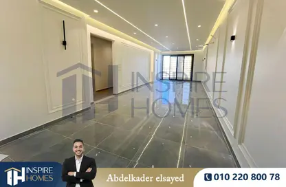 Apartment - 3 Bedrooms - 2 Bathrooms for rent in Valore Antoniades - Smouha - Hay Sharq - Alexandria
