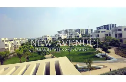 منزل مزدوج - 3 غرف نوم - 5 حمامات للبيع في كمبوند البروج - كمبوندات الشروق - مدينة الشروق - القاهرة