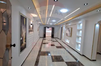 شقة - 3 غرف نوم - 2 حمامات للبيع في شارع إسكندر إبراهيم - ميامي - حي اول المنتزة - الاسكندرية