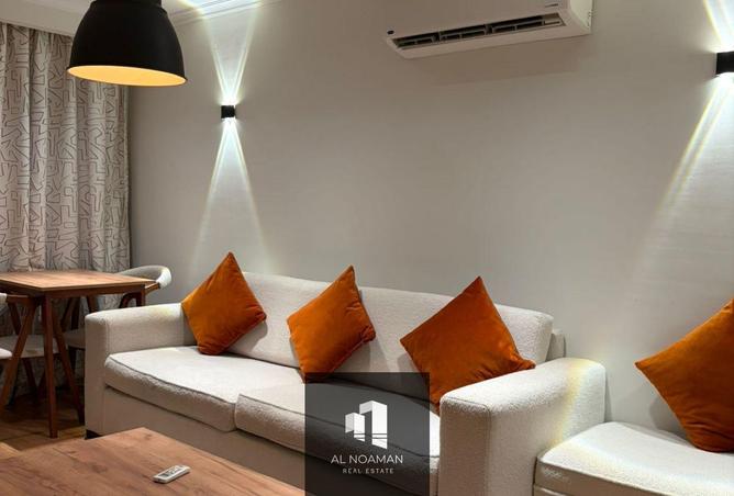 53729189 - Property Main Image