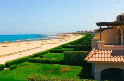 منزل مزدوج - 6 غرف نوم - 5 حمامات للبيع في لافيستا 6 - لافيستا - العين السخنة - السويس