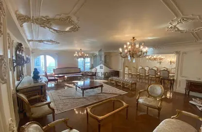 شقة - 5 غرف نوم - 5 حمامات للبيع في شارع محمد بهاء الدين الغوري - سموحة - حي شرق - الاسكندرية