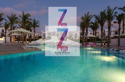 Chalet - 2 Bedrooms - 2 Bathrooms for sale in Mountain View - Ras Al Hekma - North Coast