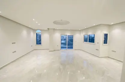 Apartment - 4 Bedrooms - 2 Bathrooms for rent in Orouba Axis - Area A - Ganoob El Acadimia - New Cairo City - Cairo Apartment - 4 Bedrooms - 2 Bathrooms for rent in Orouba Axis - Area A - Ganoob El Acadimia - New Cairo City - Cairo