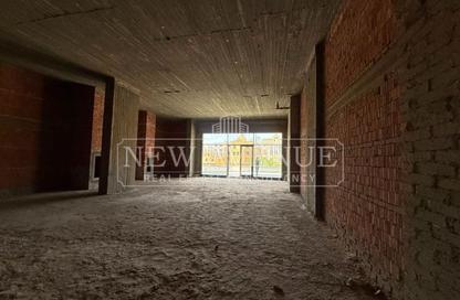 Retail - Studio - 2 Bathrooms for rent in The Hub - 5th Settlement Compounds - The 5th Settlement - New Cairo City - Cairo