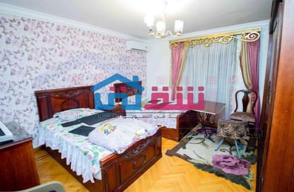 شقة - 3 غرف نوم - 2 حمامات للبيع في سيدي جابر - حي شرق - الاسكندرية