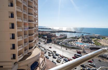 Apartment - 2 Bedrooms - 1 Bathroom for sale in Al Geish Road - Roushdy - Hay Sharq - Alexandria Apartment - 2 Bedrooms - 1 Bathroom for sale in Al Geish Road - Roushdy - Hay Sharq - Alexandria