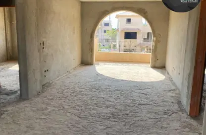 فيلا - 5 غرف نوم - 5 حمامات للبيع في رويال سيتي - كمبوندات الشيخ زايد - الشيخ زايد - الجيزة