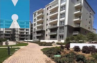 Apartment - 3 Bedrooms - 3 Bathrooms for sale in Hyde Park - New Cairo City - Cairo