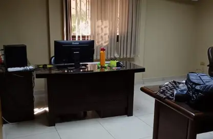 مساحات مكتبية - 5 غرف نوم - 2 حمامات للايجار في شارع الثوره - الكوربة - مصر الجديدة - القاهرة