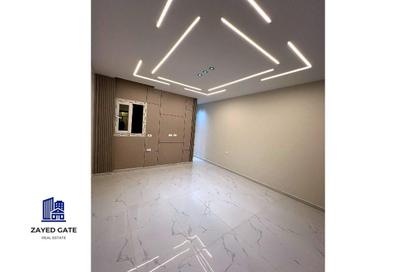 Apartment - 3 Bedrooms - 3 Bathrooms for sale in 4th District - 6 October City - Giza