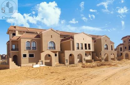 Townhouse - 4 Bedrooms - 4 Bathrooms for sale in Ivy Residence - El Shorouk Compounds - Shorouk City - Cairo