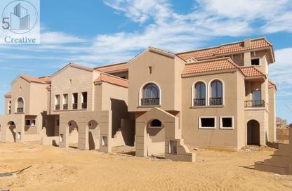 Townhouse - 4 Bedrooms - 4 Bathrooms for sale in Ivy Residence - El Shorouk Compounds - Shorouk City - Cairo
