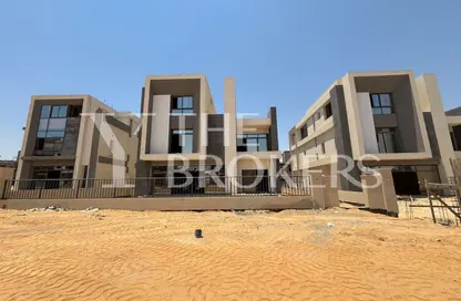 Townhouse - 3 Bedrooms - 4 Bathrooms for sale in Saada Compound - New Cairo City - Cairo