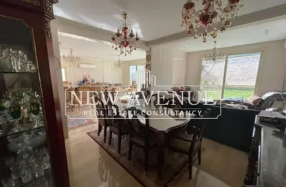 فيلا - 5 غرف نوم - 6 حمامات للبيع في حى القرنفل - التجمع الخامس - مدينة القاهرة الجديدة - القاهرة