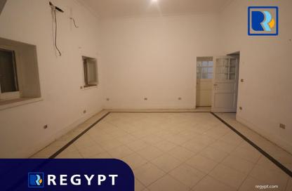 Villa - Studio - 4 Bathrooms for sale in Sarayat Al Maadi - Hay El Maadi - Cairo