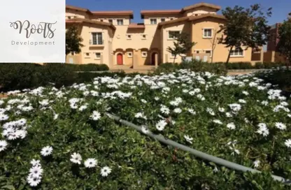 Townhouse - 4 Bedrooms - 6 Bathrooms for sale in Garden Residence - Hyde Park - New Cairo City - Cairo