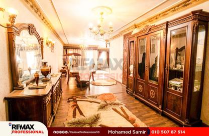 شقة - 3 غرف نوم - 2 حمامات للبيع في شارع مصطفي كامل - سموحة - حي شرق - الاسكندرية