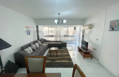 Apartment - 2 Bedrooms - 1 Bathroom for rent in Ismail Serry St. - Smouha - Hay Sharq - Alexandria