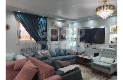 Apartment - 3 Bedrooms - 3 Bathrooms for sale in Al Maamoun  St. - Giza District - Ganoub El Giza - Giza