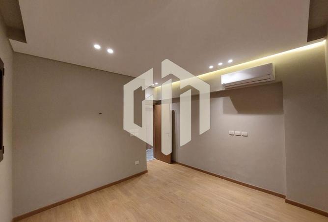 74588228 - Property Image 3