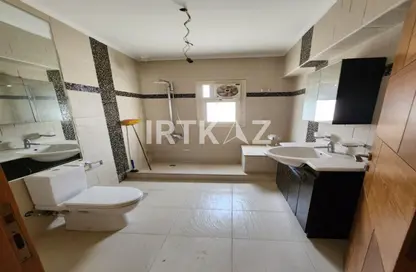 Villa - 5 Bedrooms - 6 Bathrooms for sale in Bellagio - Ext North Inves Area - New Cairo City - Cairo