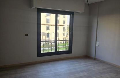 Apartment - 1 Bedroom - 2 Bathrooms for sale in Village West - Sheikh Zayed Compounds - Sheikh Zayed City - Giza