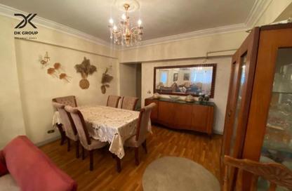 Apartment - 2 Bedrooms - 1 Bathroom for sale in Mohamed Bahaa Al Din Al Ghouri St. - Smouha - Hay Sharq - Alexandria