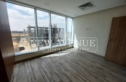 مساحات مكتبية - استوديو - 1 حمام للايجار في تريفيوم سكوير - شارع التسعين الشمالي - التجمع الخامس - مدينة القاهرة الجديدة - القاهرة