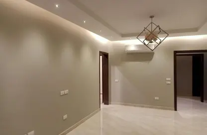 Apartment - 3 Bedrooms - 3 Bathrooms for rent in Westown - Sheikh Zayed Compounds - Sheikh Zayed City - Giza