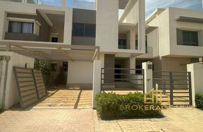 Townhouse - 3 Bedrooms - 3 Bathrooms for sale in Moon Residences - Fifth Square - The 5th Settlement - New Cairo City - Cairo