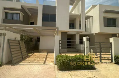 Townhouse - 3 Bedrooms - 3 Bathrooms for sale in Moon Residences - Fifth Square - The 5th Settlement - New Cairo City - Cairo