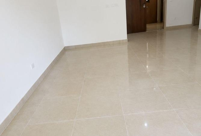 87219345 - Property Image 2
