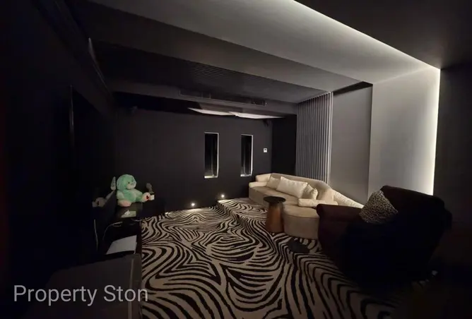 90153435 - Property Image 2